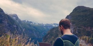 praca zdalna w terenie