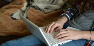 jak odpowiedzieć na ofertę pracy