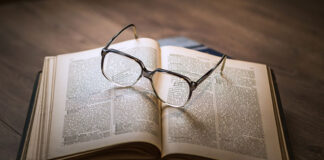 Senior w szkole językowej