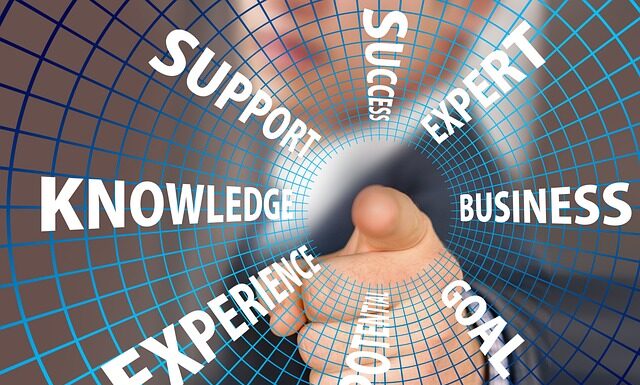 Oprocentowanie i umowy: zrozumieć język kredytu doradca kredytowy