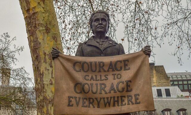 Jak nazywał się przywódca bolszewików?