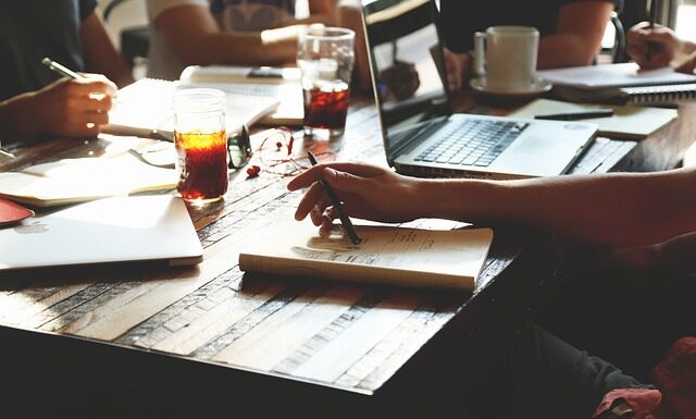 Czym jest i jak działa start up?