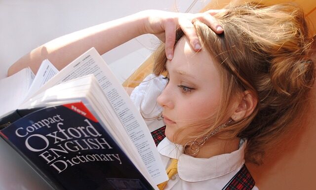 Kto może uczyć języka angielskiego w przedszkolu?